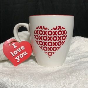 SECRET CELEBRITY- XOXOX (Hugs N’ Kisses) Coffee Mug ❤️🆕